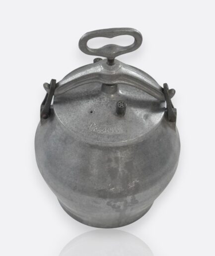 Antika Alüminyum Basınçlı Tencere – 1940’lar (Erken Düdüklü Tencere)