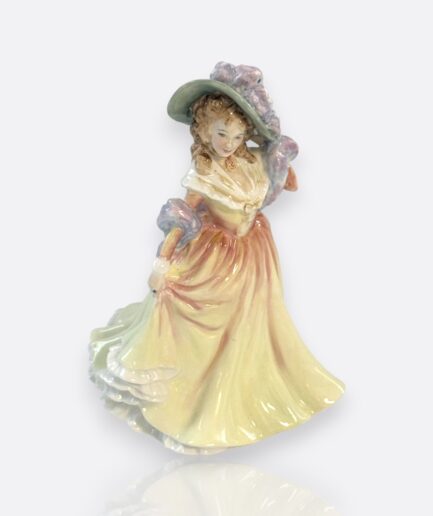 Royal Doulton “Katie” Porselen Figür HN 3360 – İngiltere, 1992