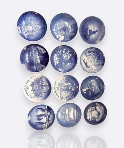 Royal Copenhagen & Bing & Grøndahl – Christmas Plate Koleksiyonu (12 ADET)