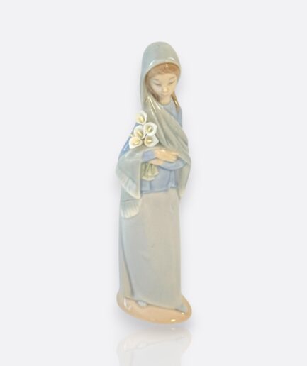 Lladró – Porselen Figür “Girl with Calla Lilies”